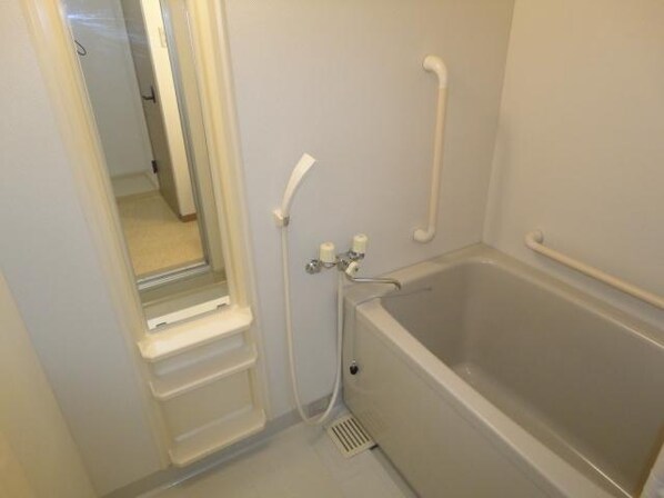 クオリティレジデンスIIの物件内観写真